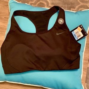 Nike all black sports bra NWT size Medium